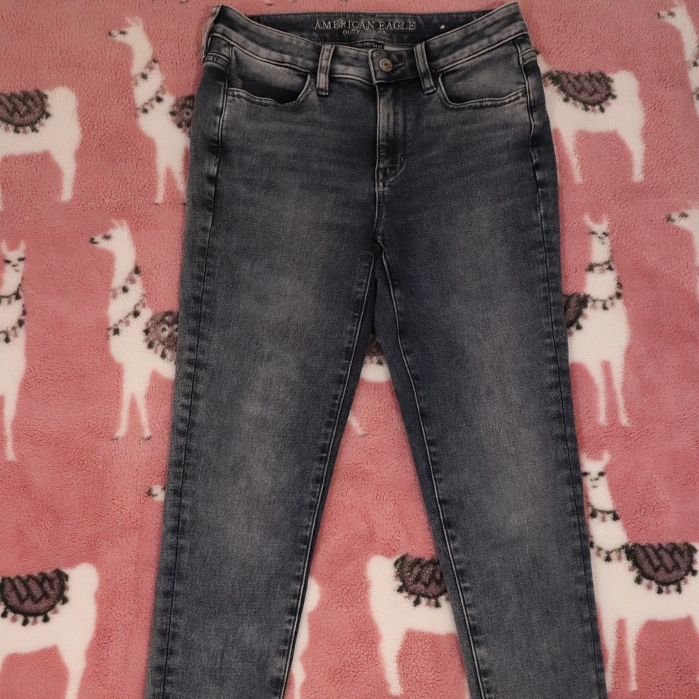 American Eagle High Rise Jegging